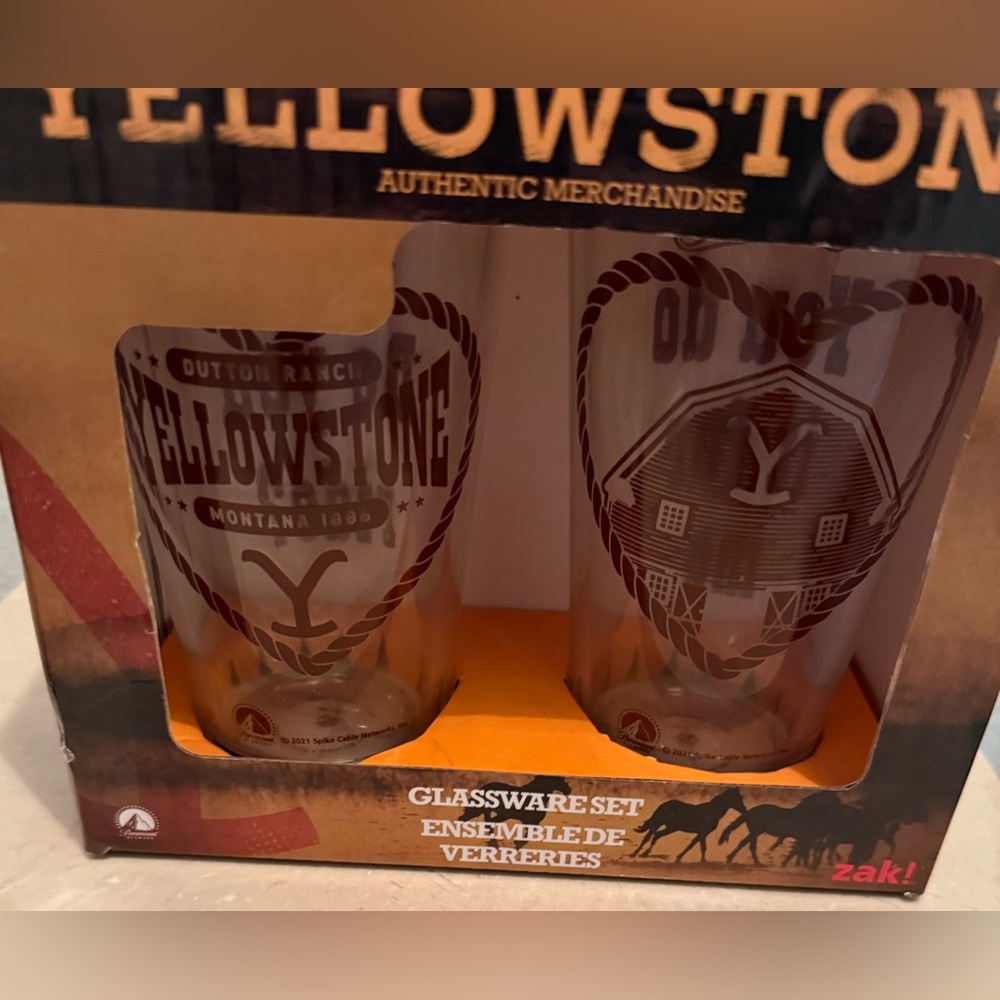 NIB Yellowstone Authentic Merchandise Glassware two(2)
16oz/473ml Glasses - Picture 7 of 16